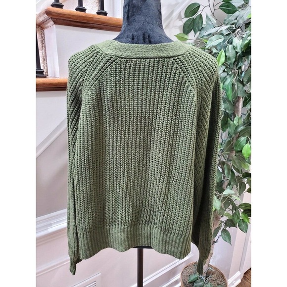 Cozy Casual Women's Green Polyester Long Sleeve Buttons Front Knit Sweater 2X/3X - Picture 8 of 11